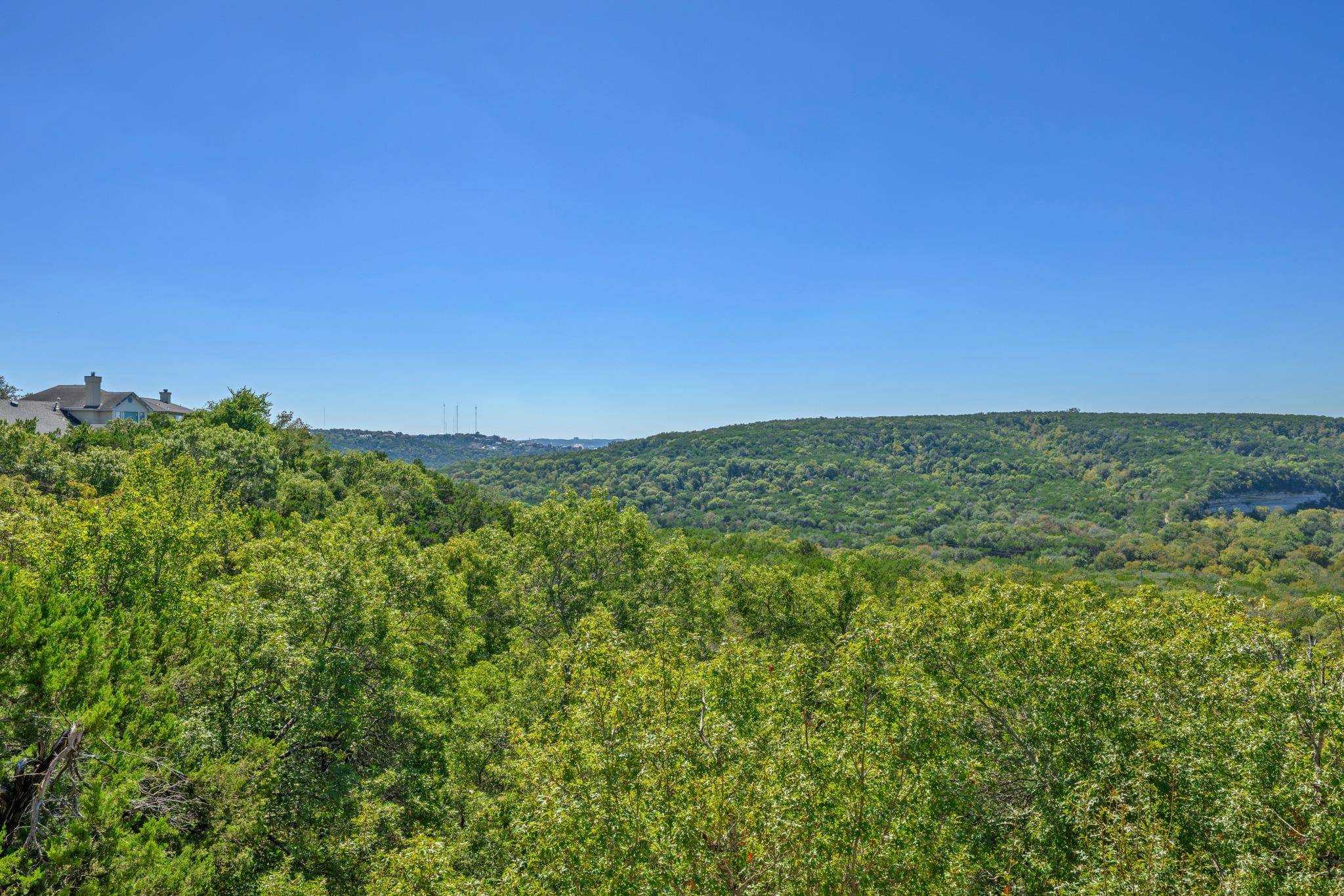 8802 Bluegrass DR, Austin, TX 78759