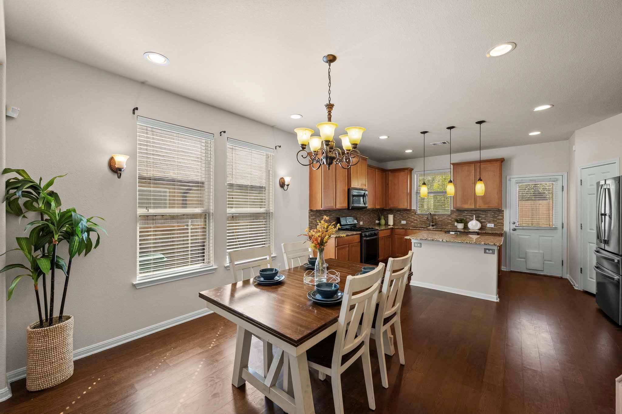 1909 Gabrielles WAY, Manchaca, TX 78652