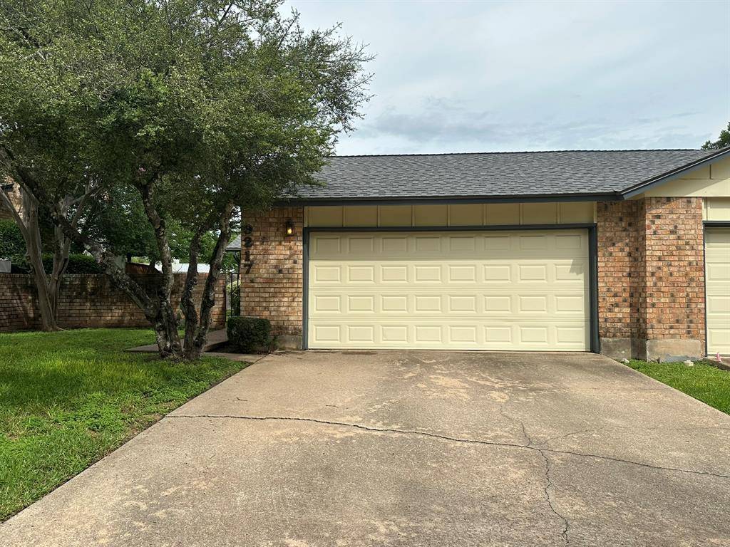 9217 Singing Quail DR, Austin, TX 78758