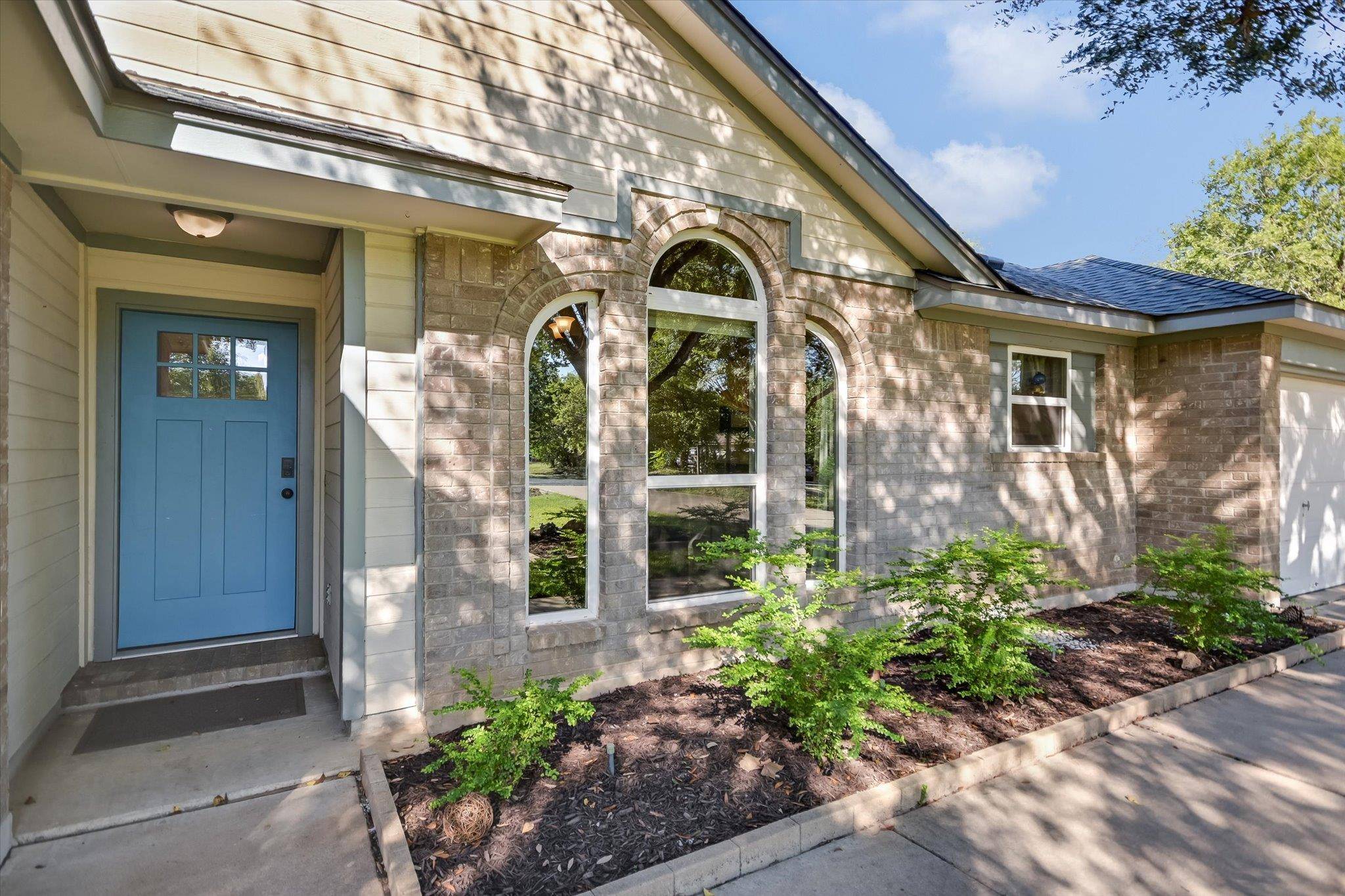 1716 Buttercup RD, Pflugerville, TX 78660