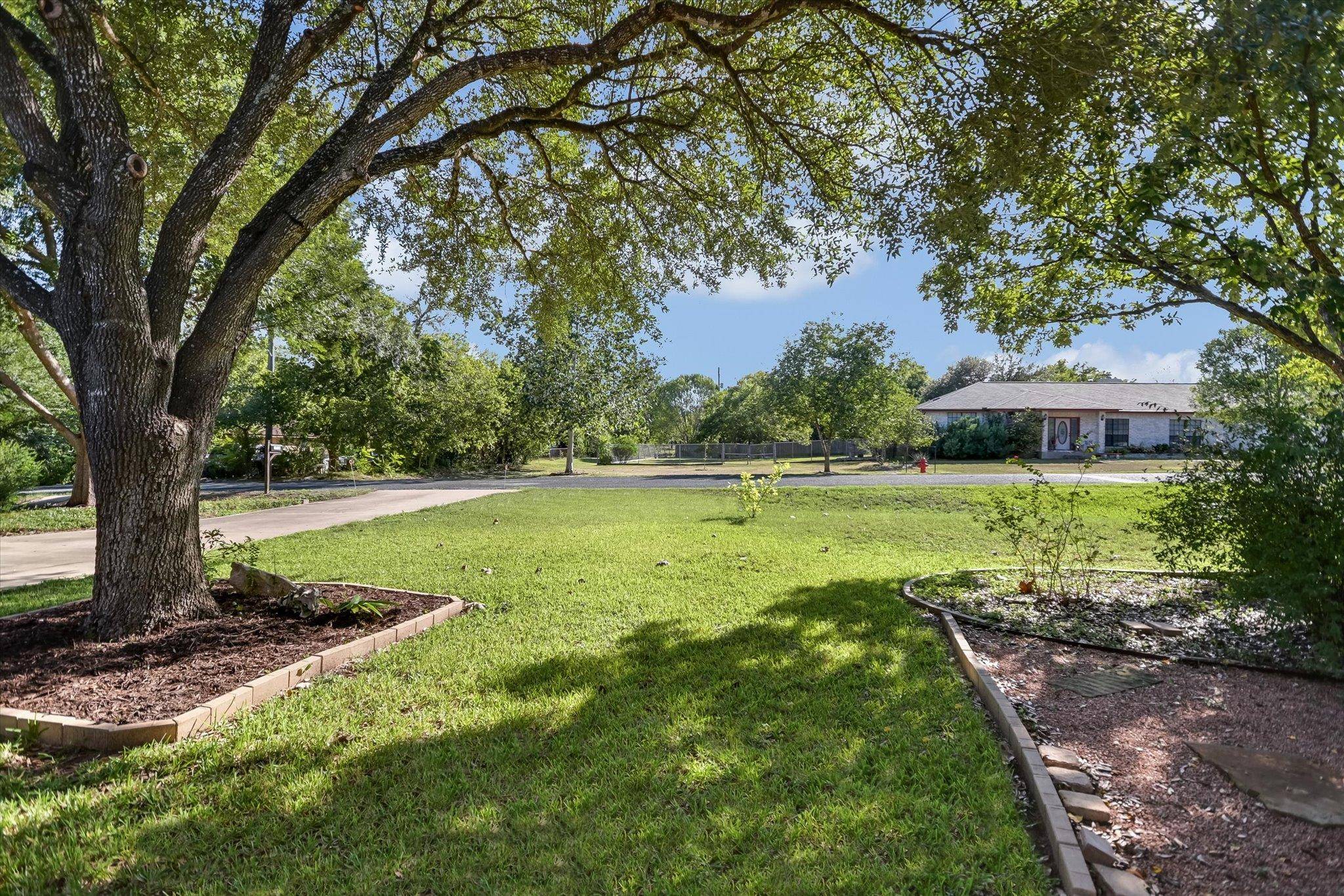1716 Buttercup RD, Pflugerville, TX 78660