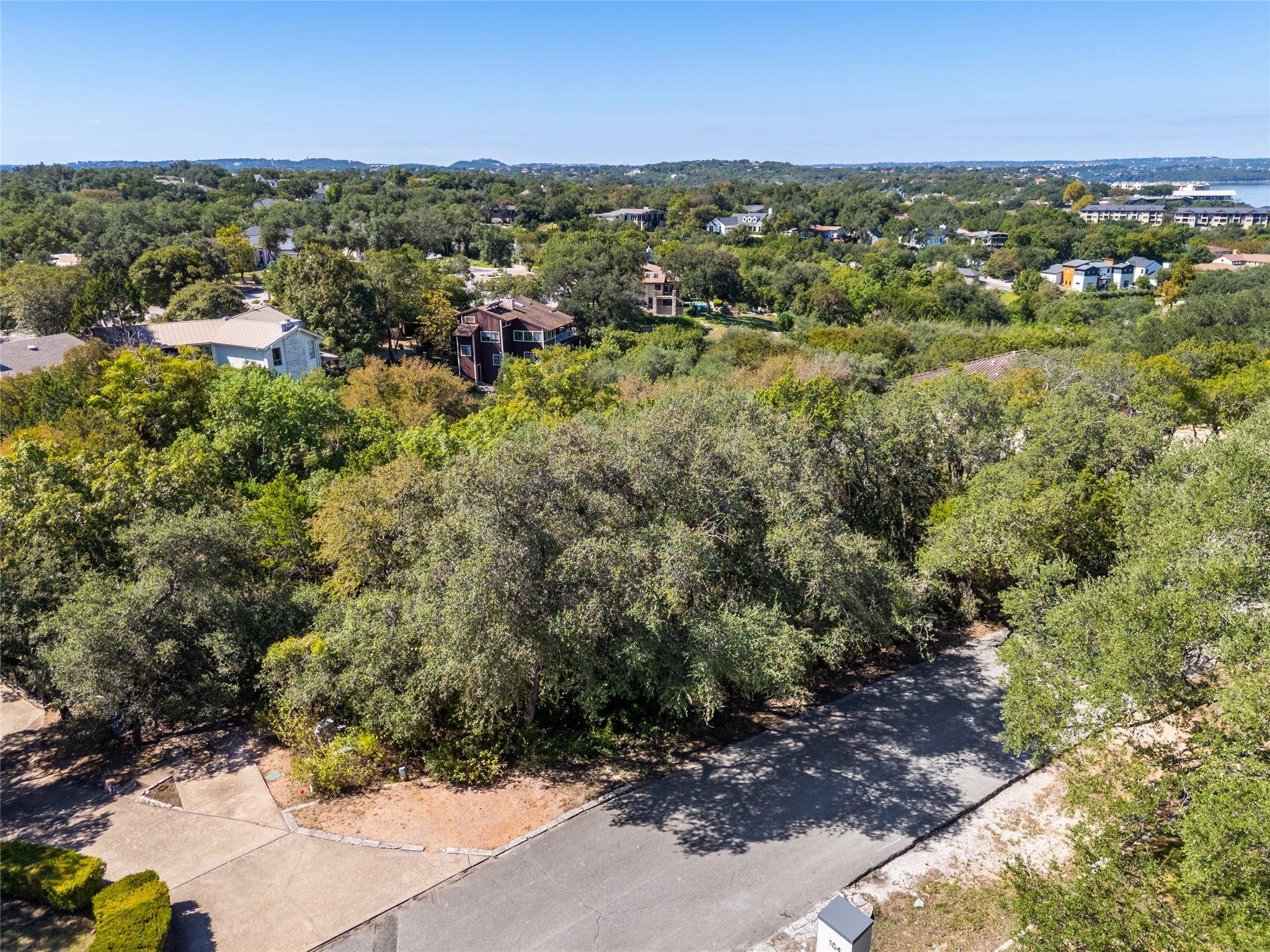 103 Firebird ST, Lakeway, TX 78734