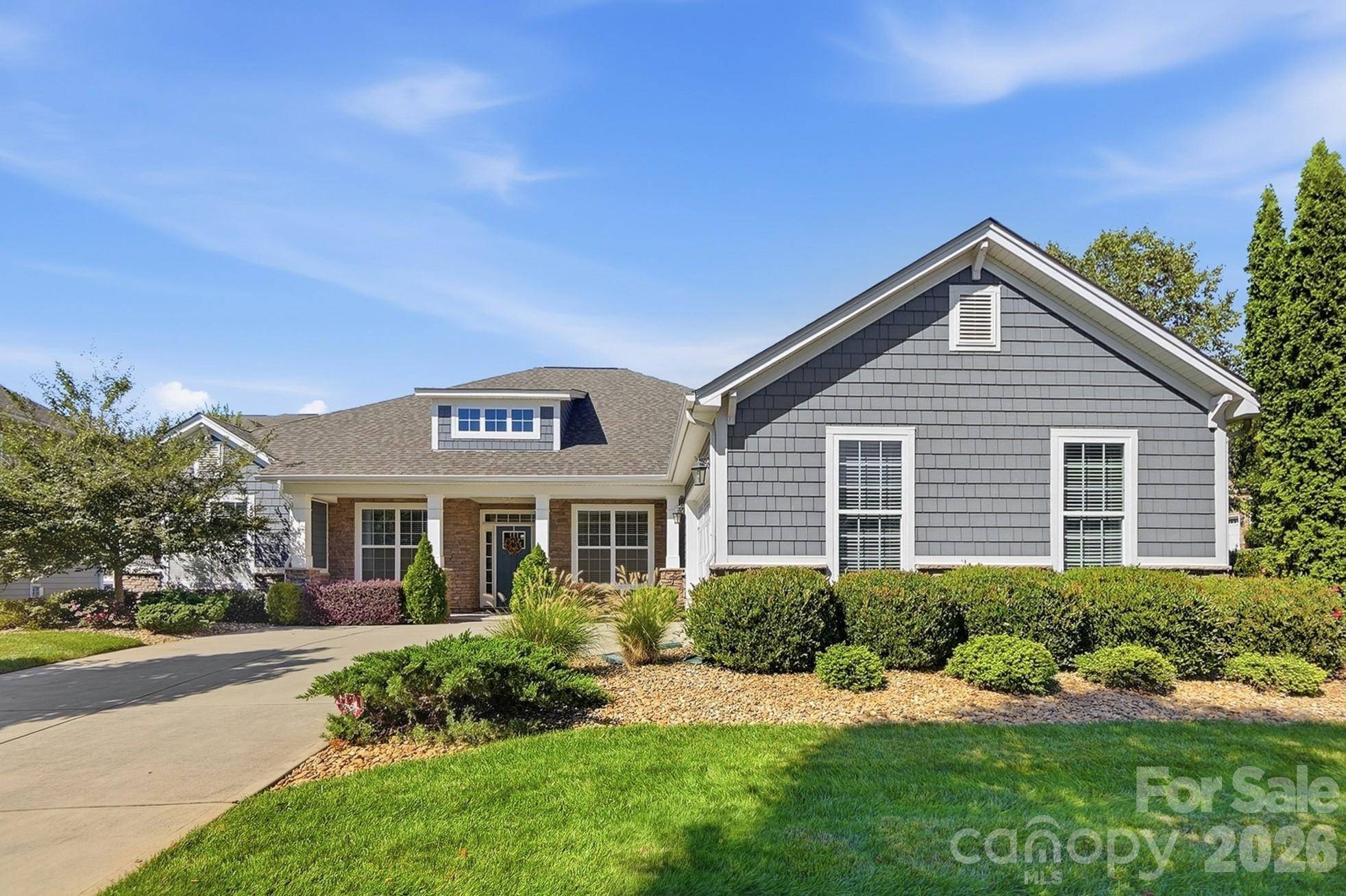 9106 Longvale LN, Charlotte, NC 28214