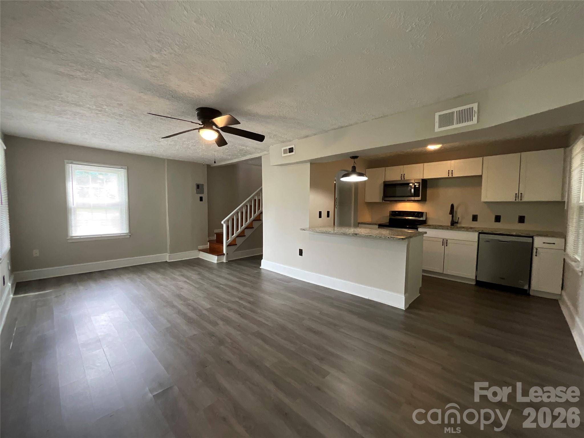 3905 Freedom DR, Charlotte, NC 28208
