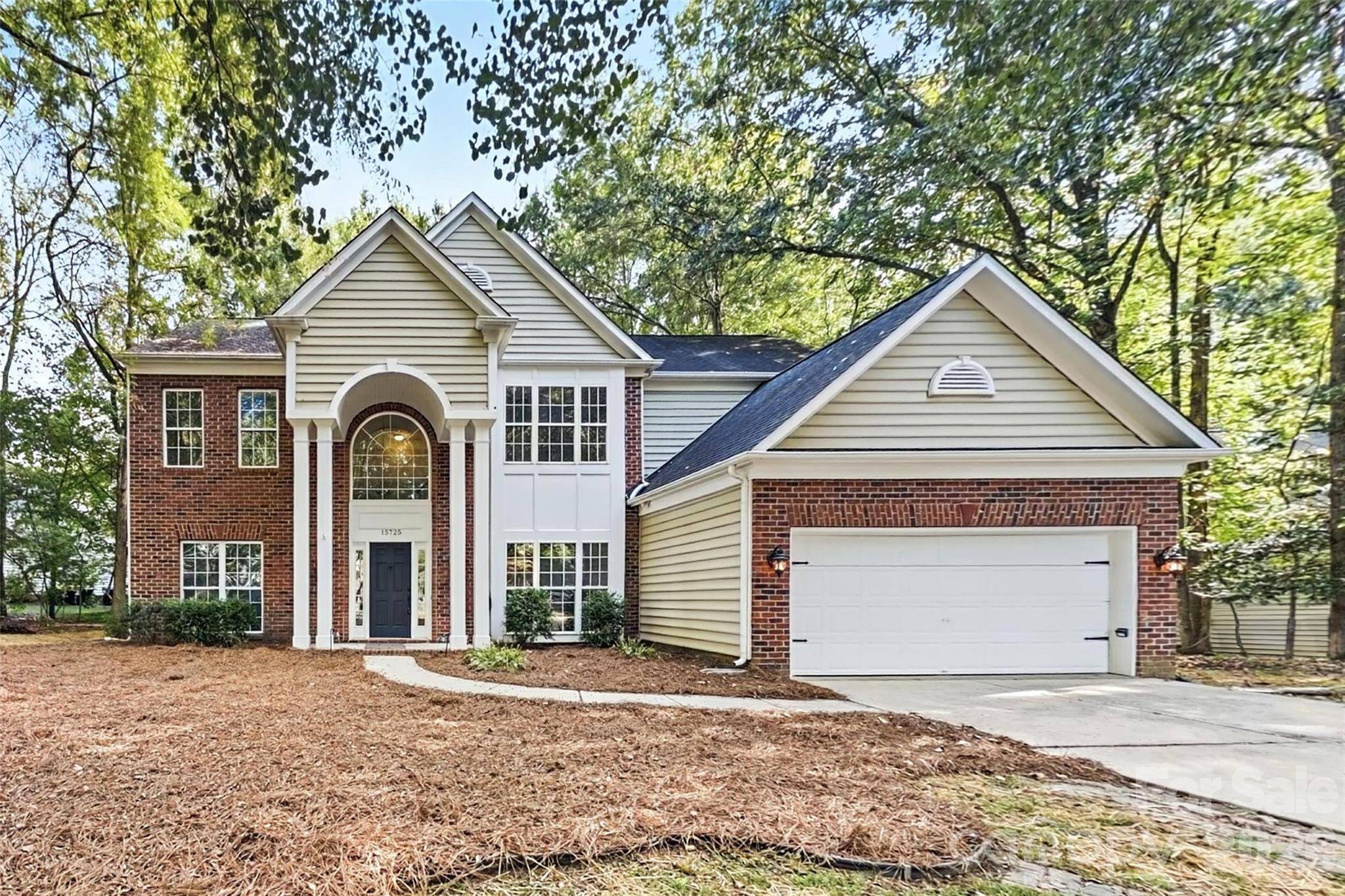 15725 Prestwoods LN, Huntersville, NC 28078