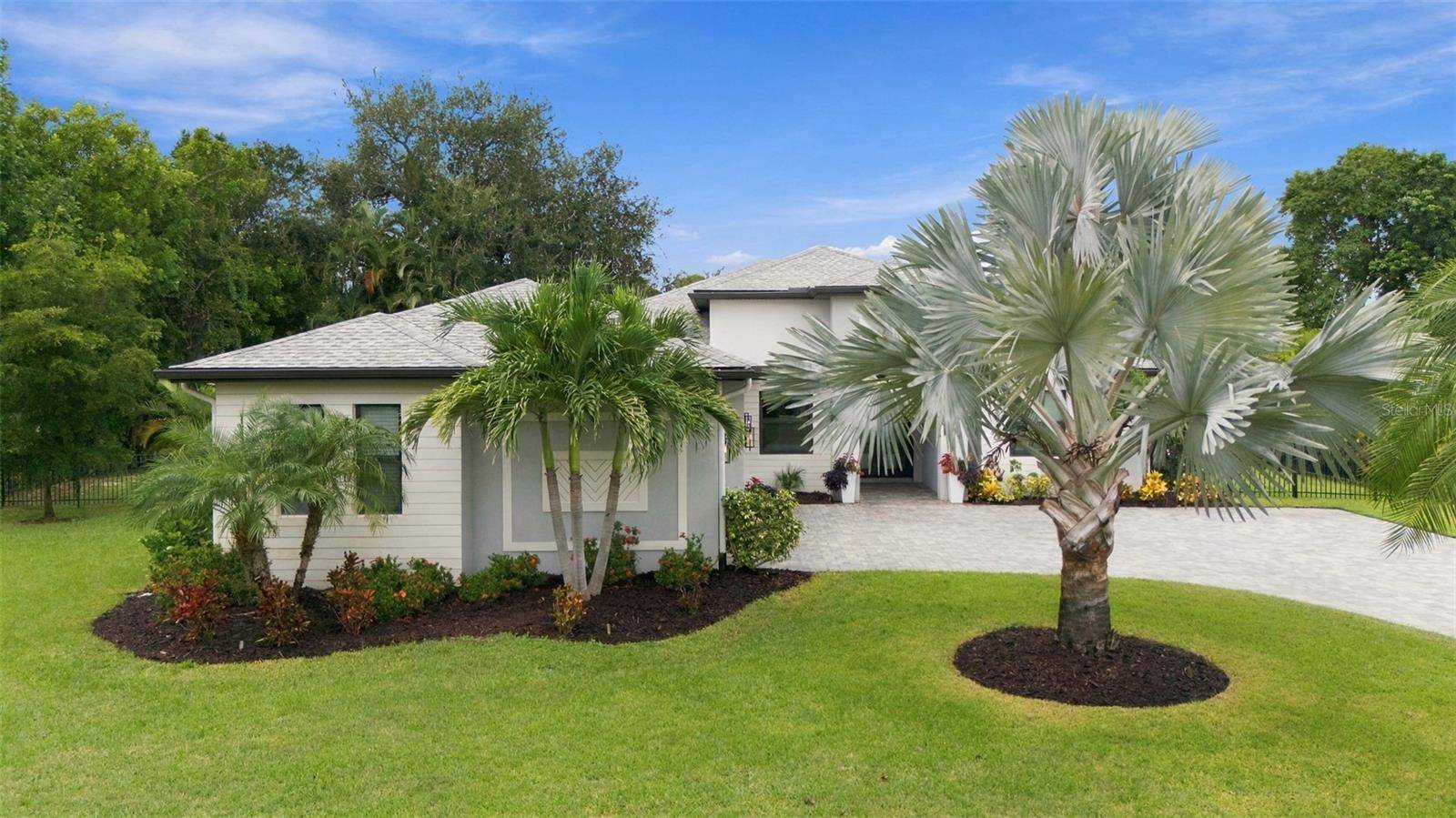3946 COUNTRY VIEW DR, Sarasota, FL 34233