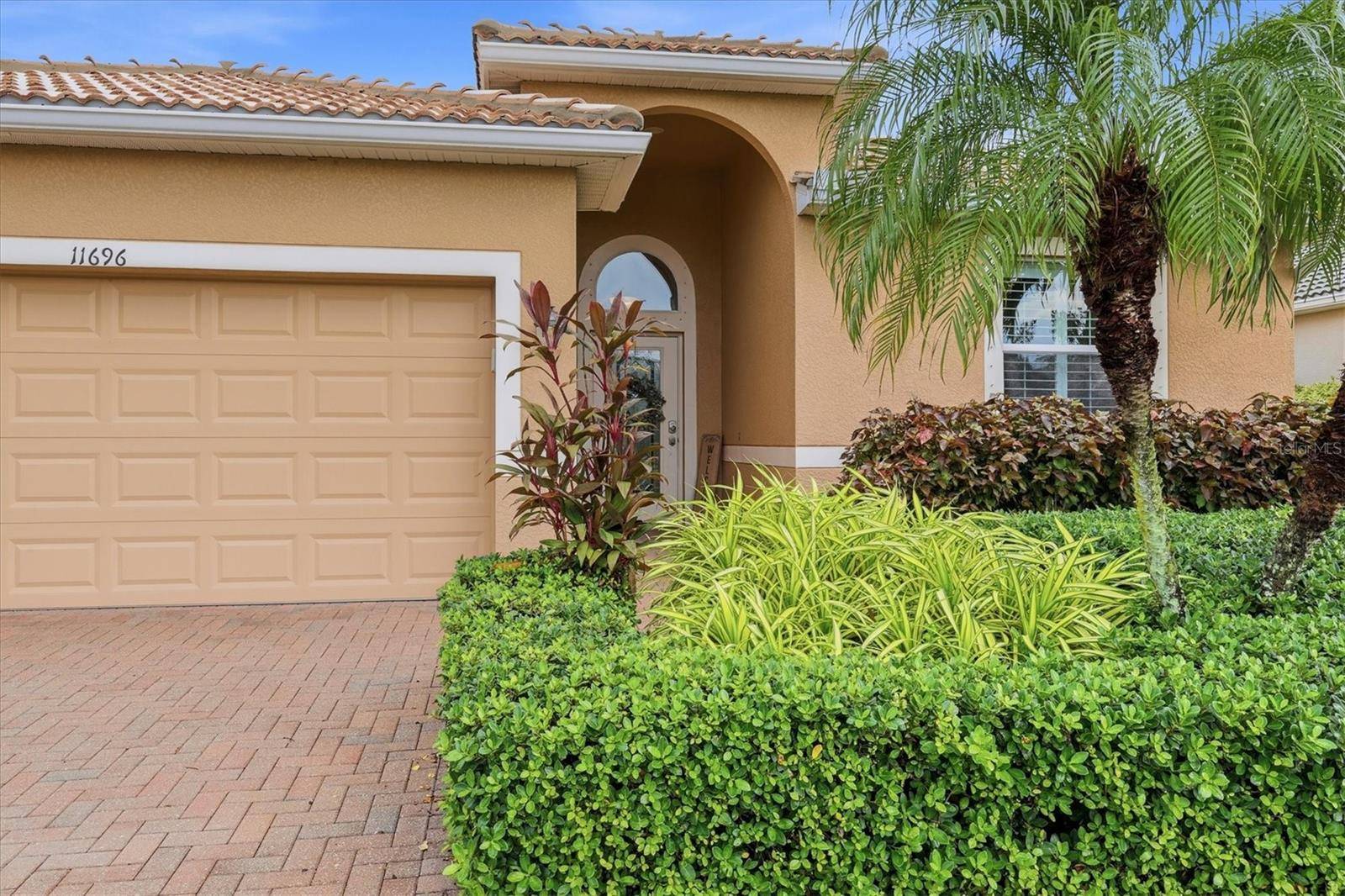 11696 SPOTTED MARGAY AVE, Venice, FL 34292
