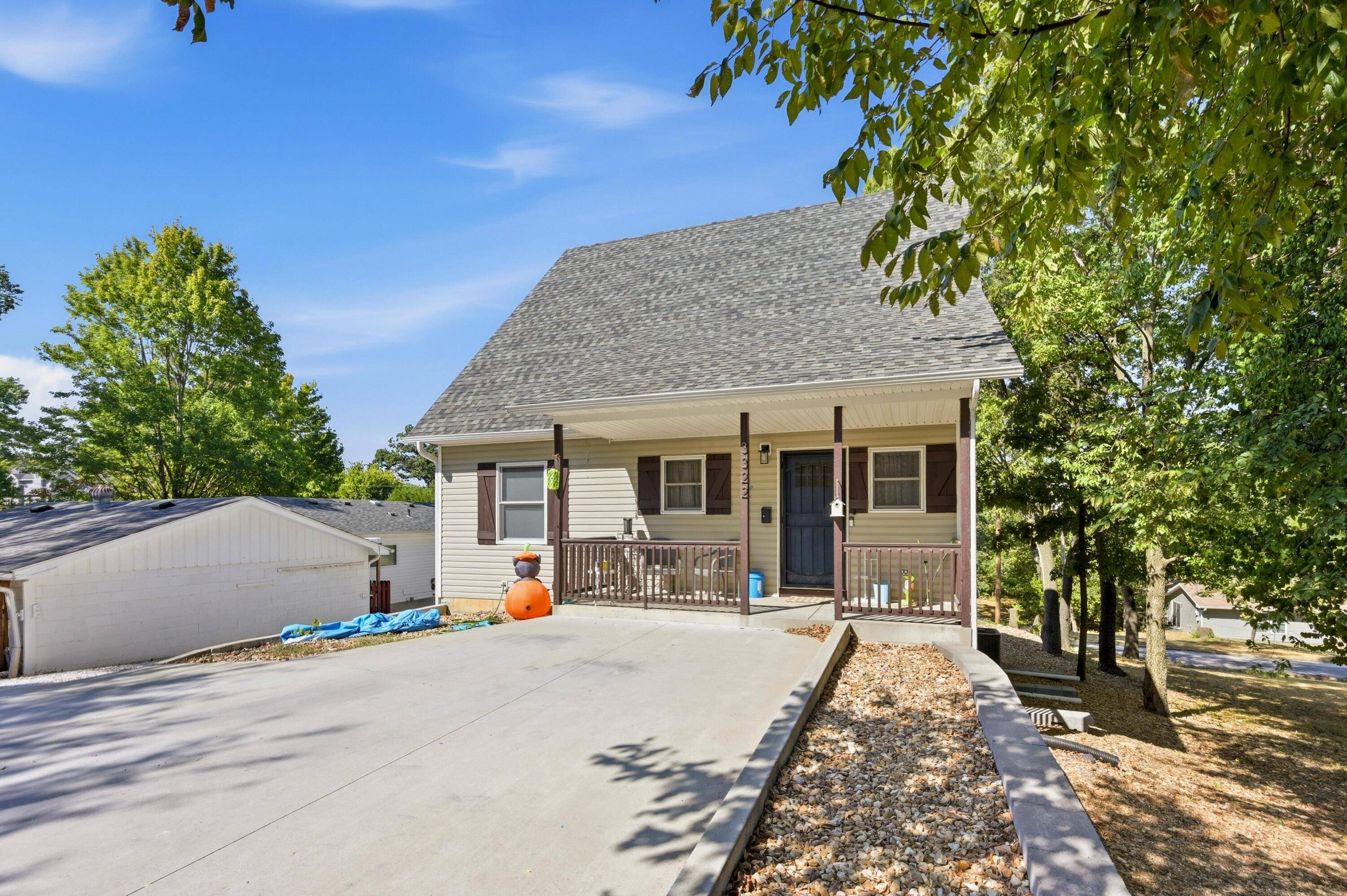 3322 S Moffet AVE, Joplin, MO 64804
