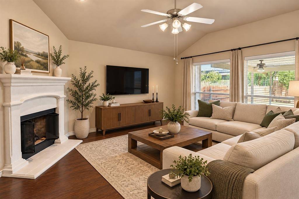 9304 Marilyn Court, White Settlement, TX 76108