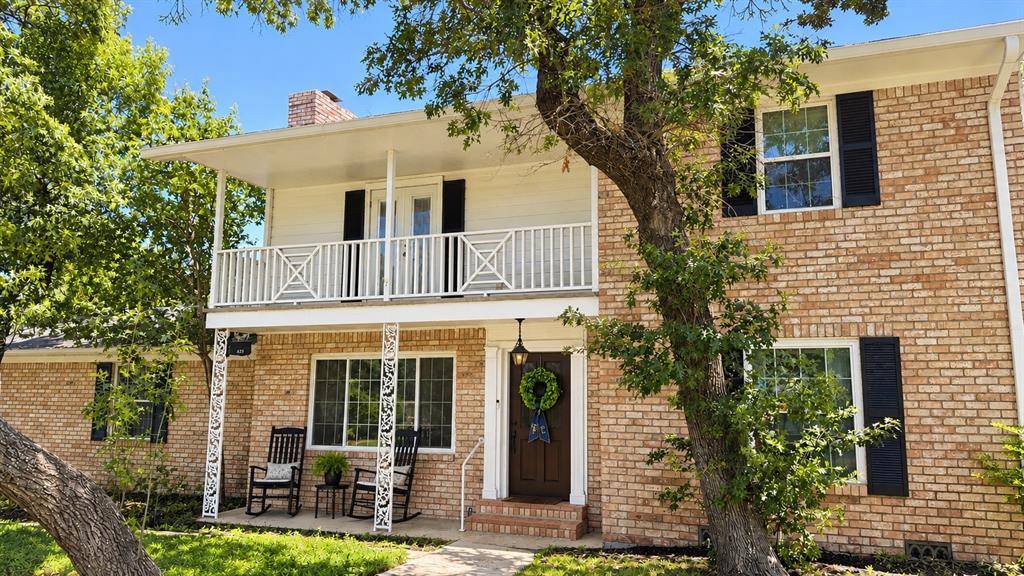 425 White Hall Road, Woodway, TX 76712