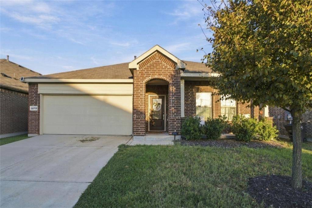 14808 Dusty Boot Trail, Fort Worth, TX 76052