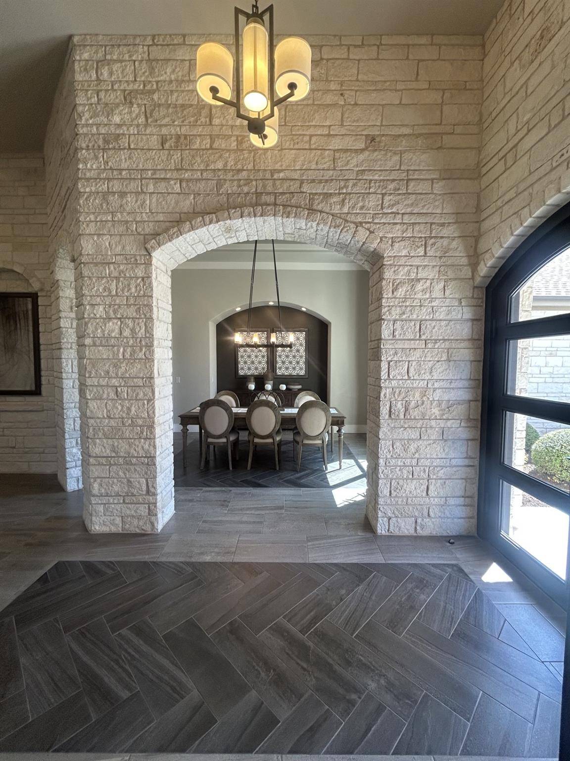 200 Creek Crossing DR, Georgetown, TX 78628