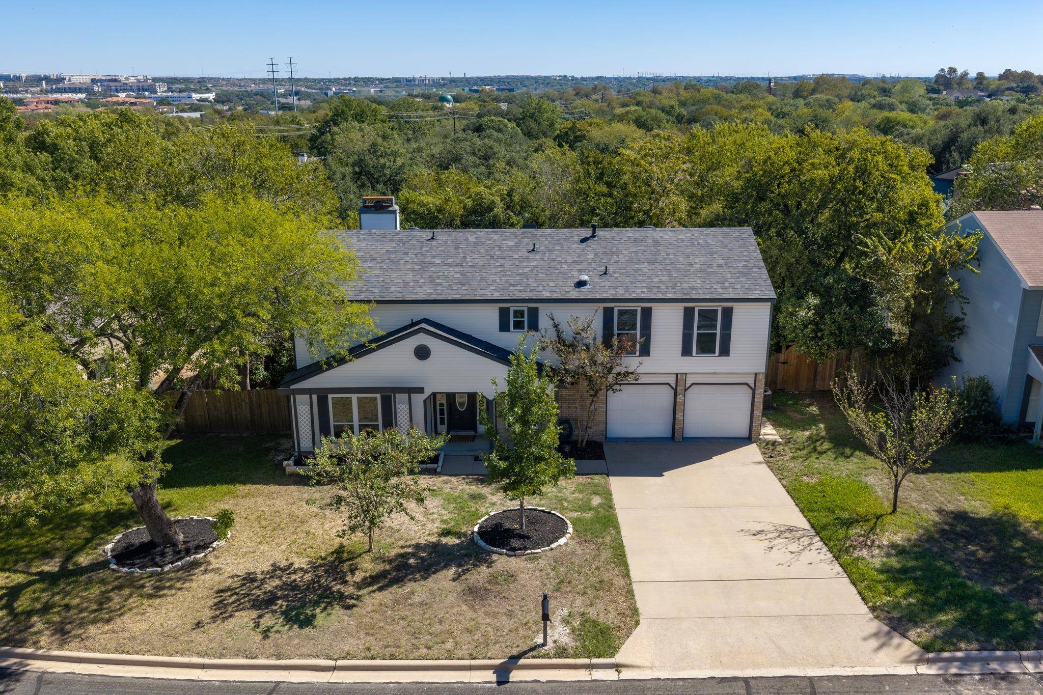 1100 Huntridge DR, Austin, TX 78758