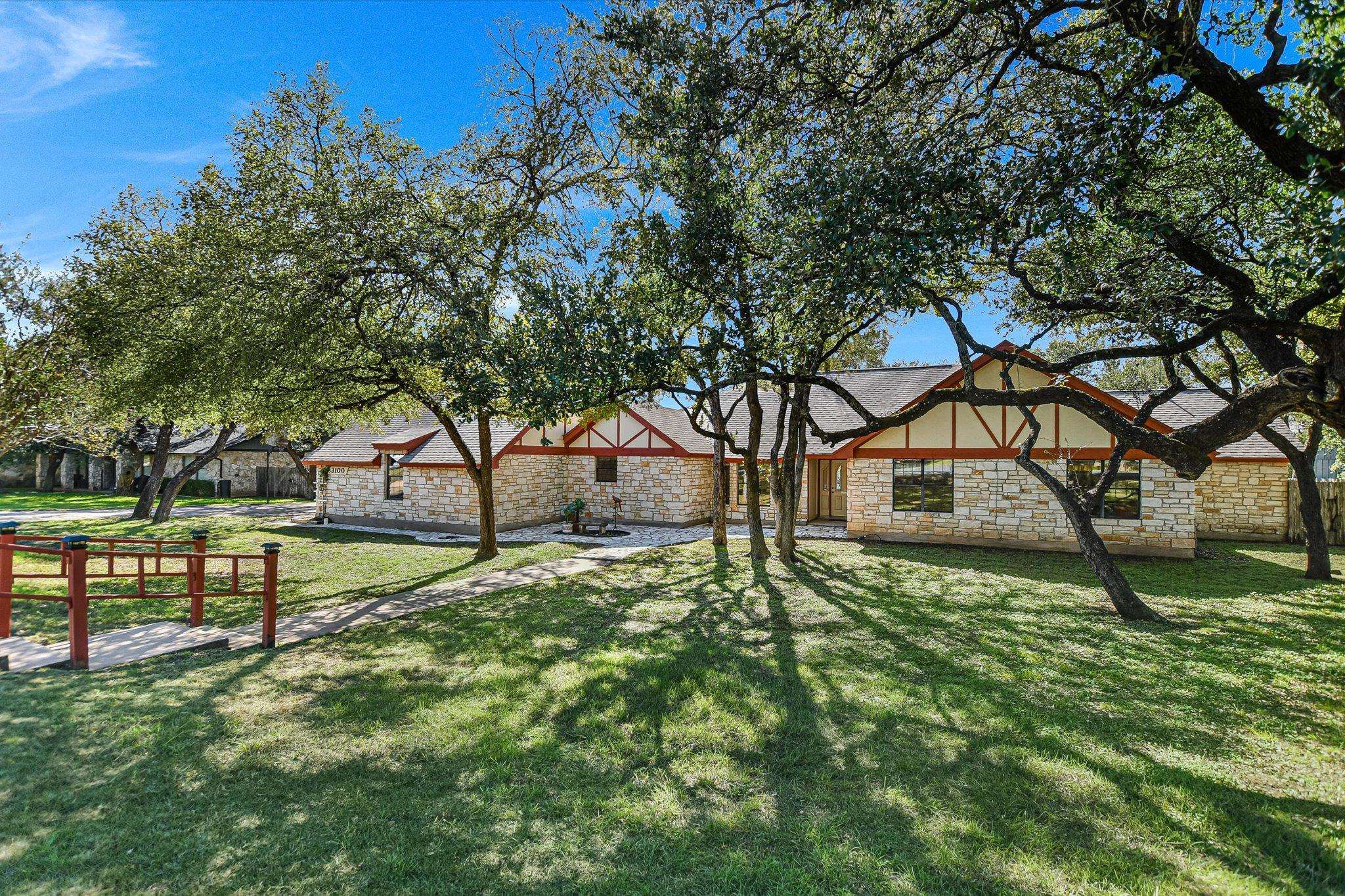 3100 Live Oak ST, Round Rock, TX 78681
