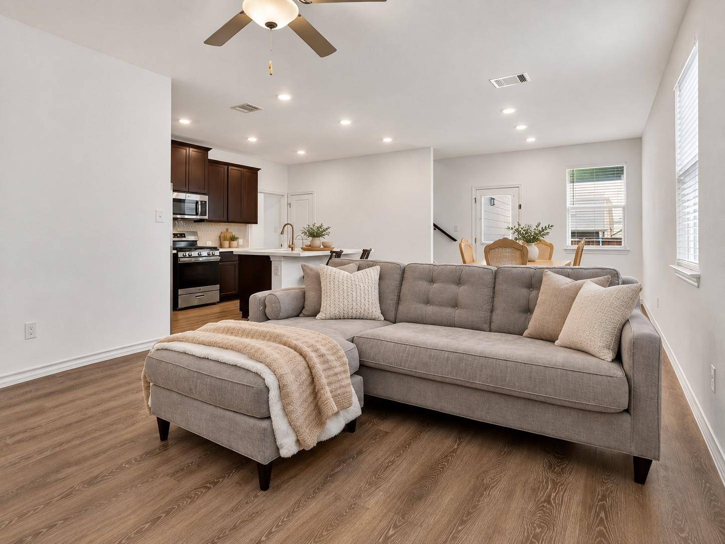 116 Gracie WAY, Hutto, TX 78634