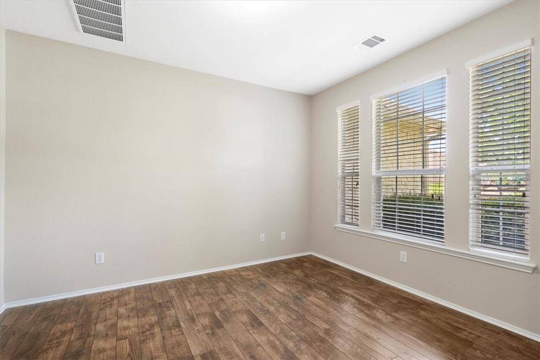 2225 Speidel DR, Pflugerville, TX 78660