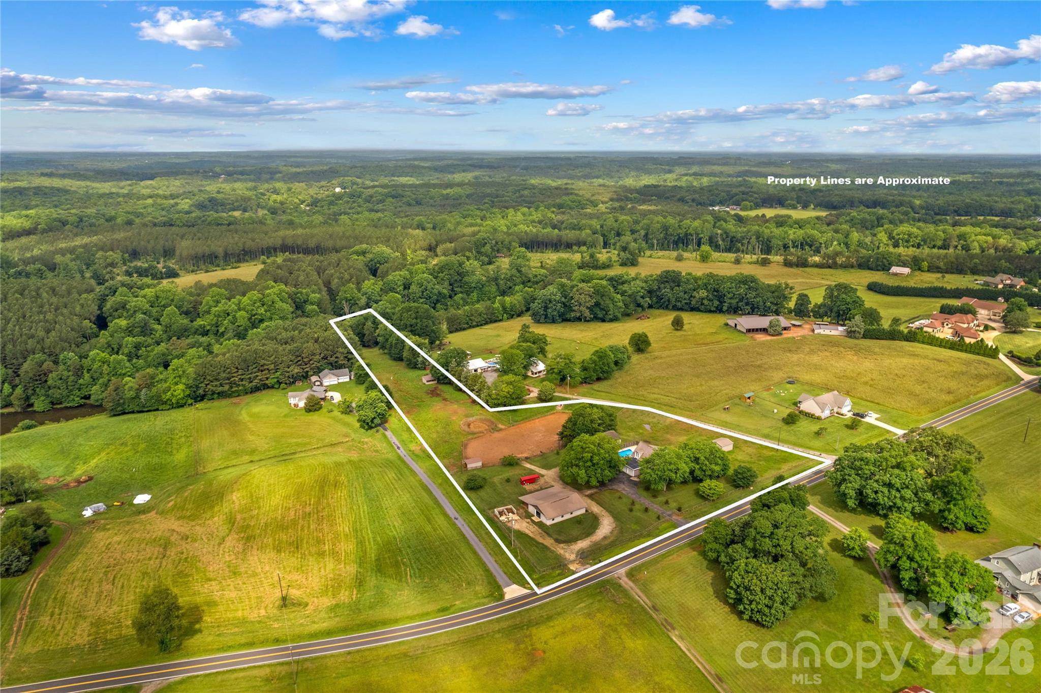 296 Hicks Creek RD, Troutman, NC 28166