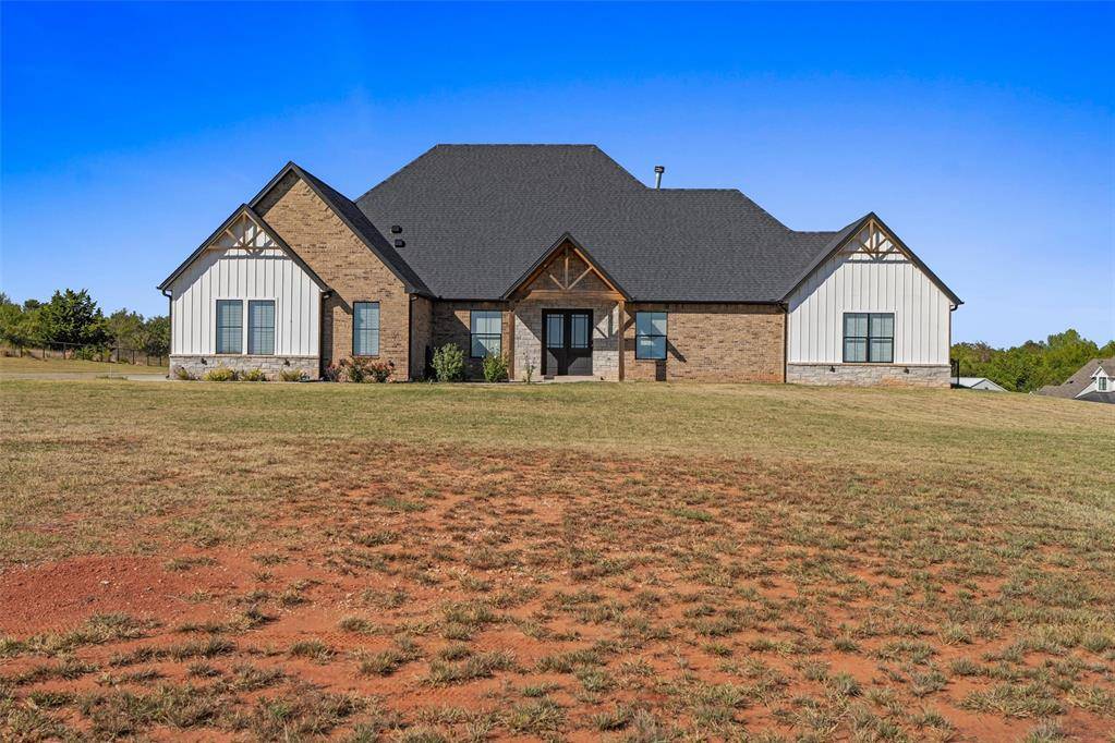 11825 SW 114th CIR, Mustang, OK 73064