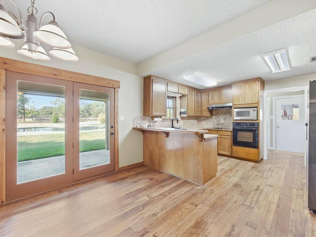 4 Sunset Lane, Fort Worth, TX 76108
