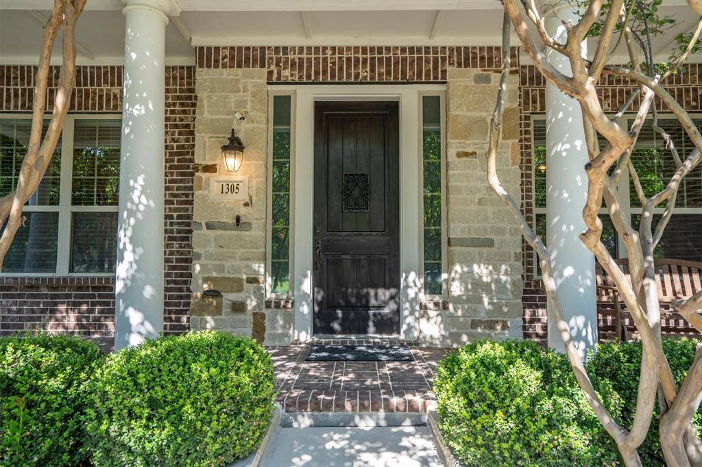 1305 5th Street, Argyle, TX 76226