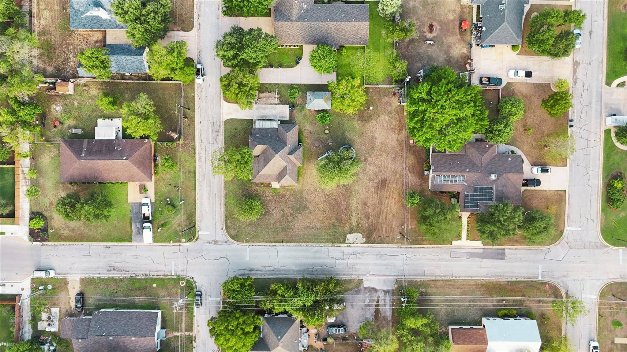 202 Willow ST, Pflugerville, TX 78660