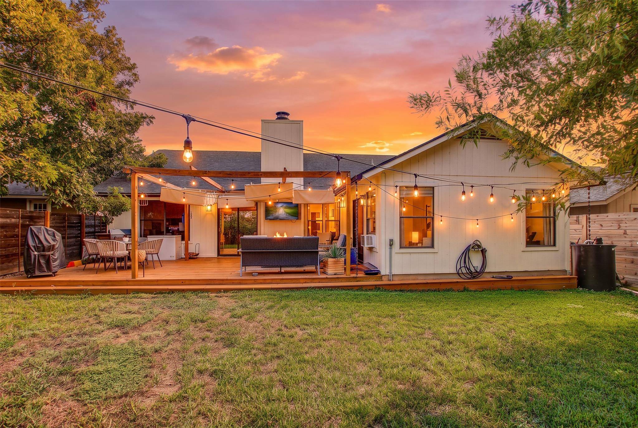 9706 Woodshire DR, Austin, TX 78748
