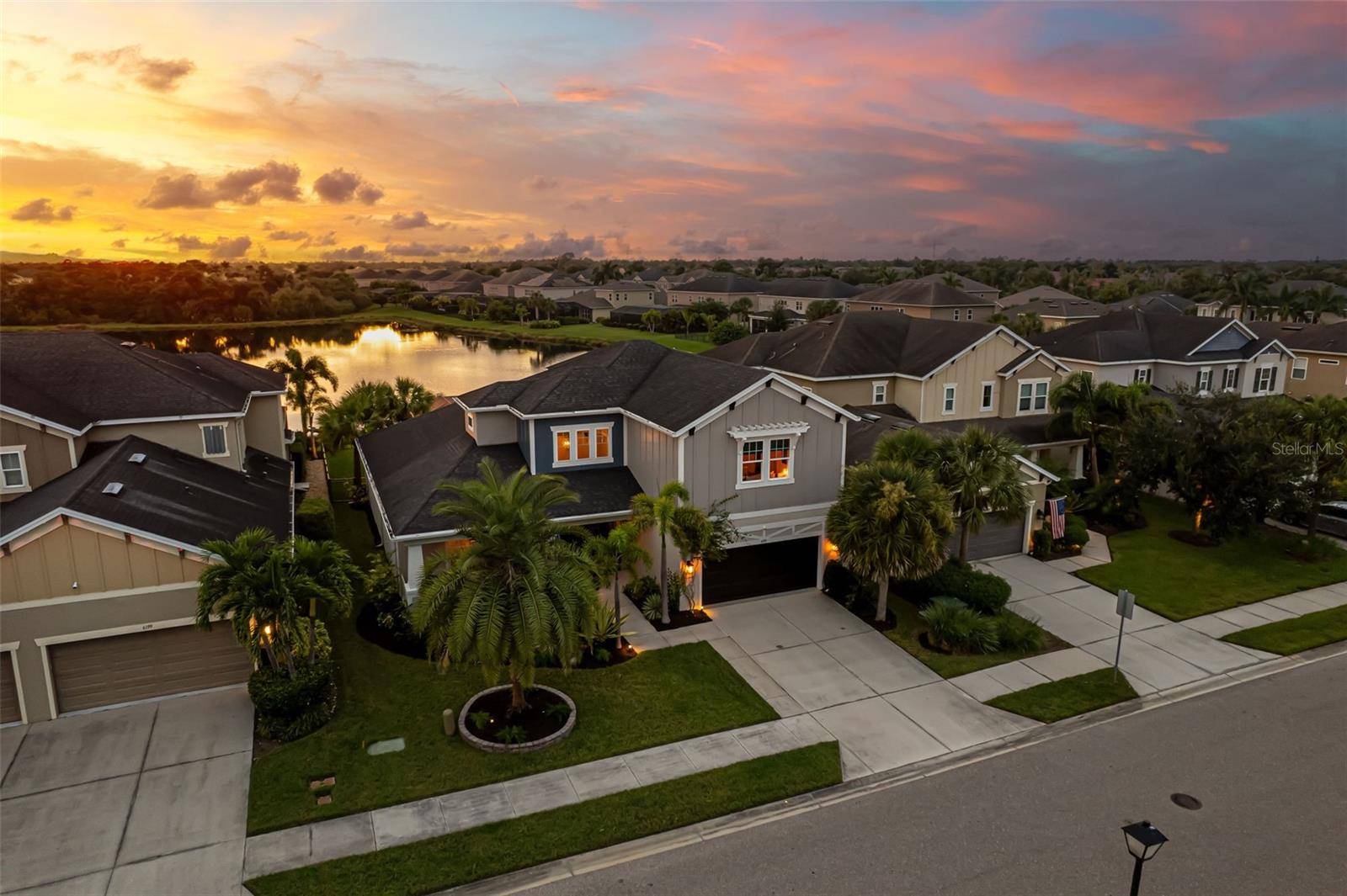 6195 ANISE DR, Sarasota, FL 34238