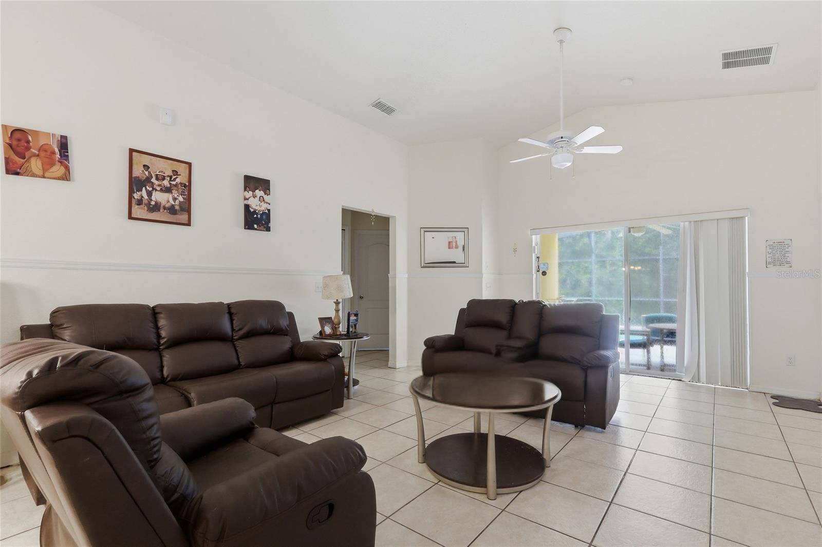 1025 SANDY RIDGE DR, Davenport, FL 33896