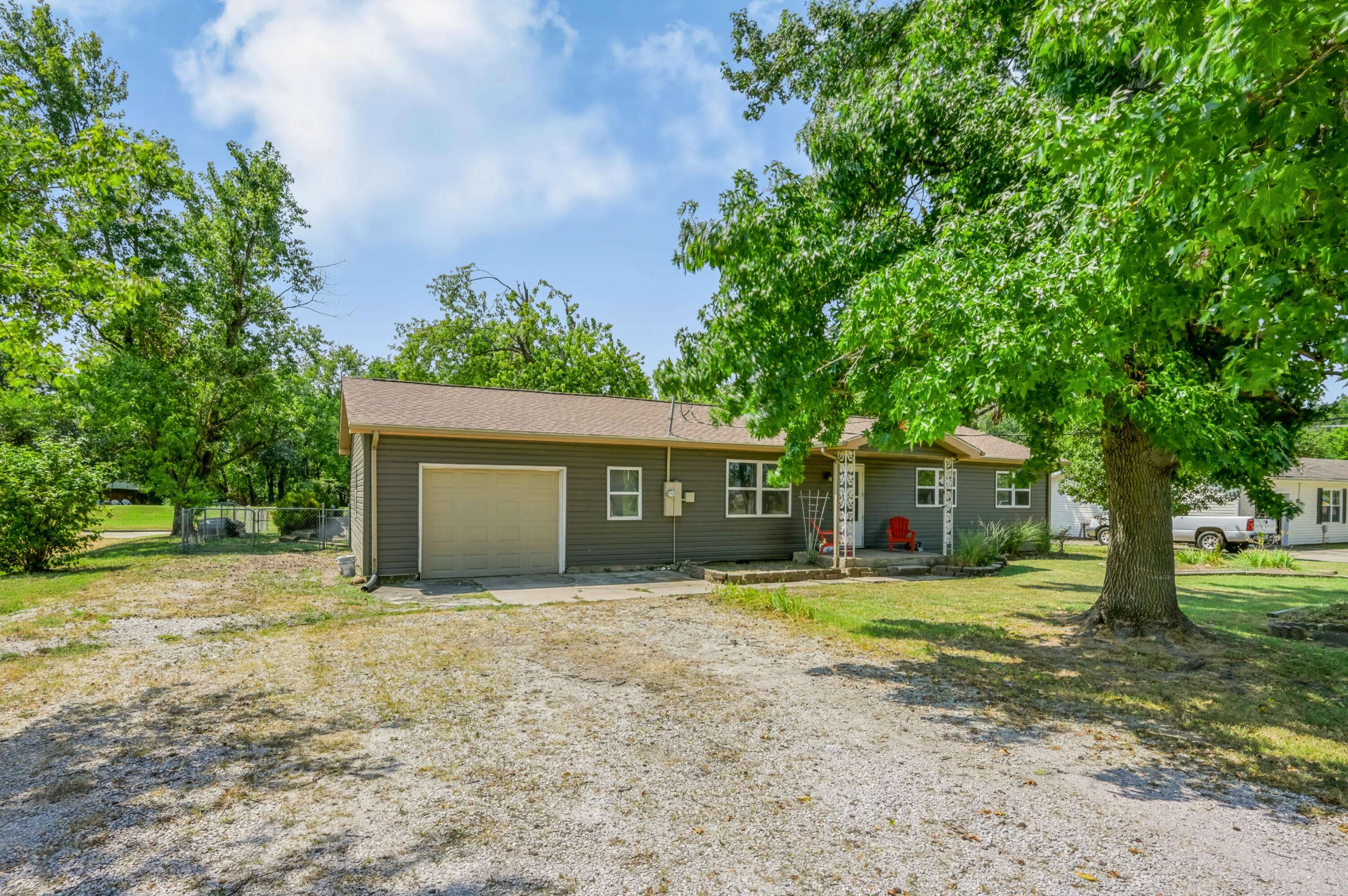 106 Azalea ST, Duenweg, MO 64841