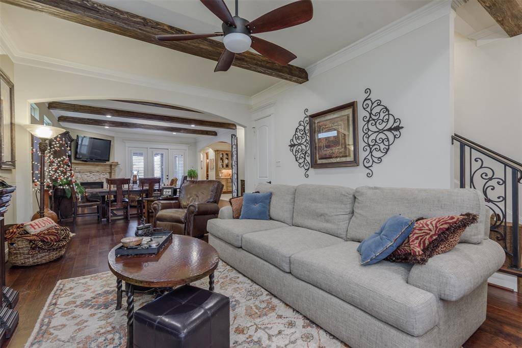 405 Dallas Street, Argyle, TX 76226