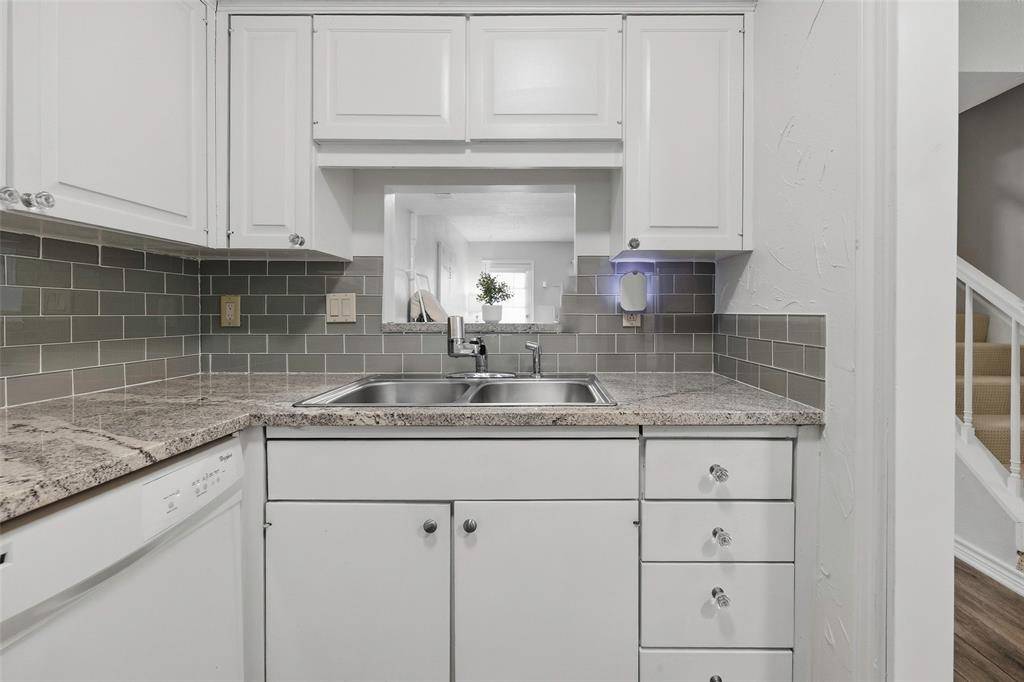 1205 Roaring Springs Road #1205, Fort Worth, TX 76114