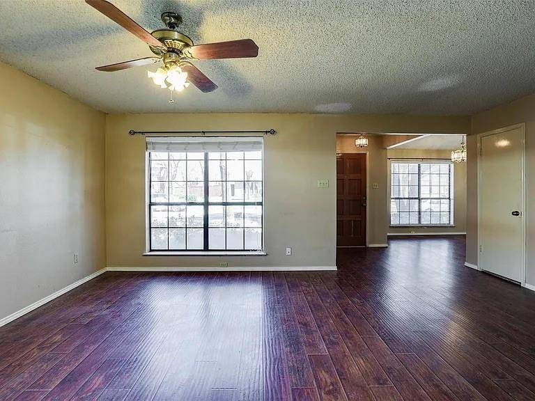 2209 Prairie Creek Trail, Garland, TX 75040