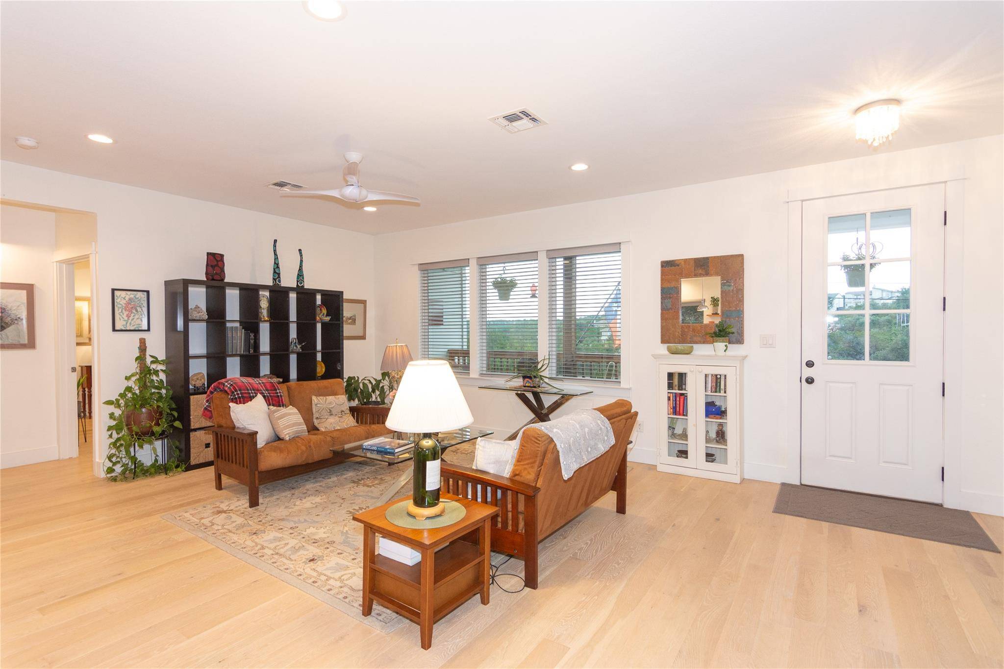 1100 Salen CV, Spicewood, TX 78669