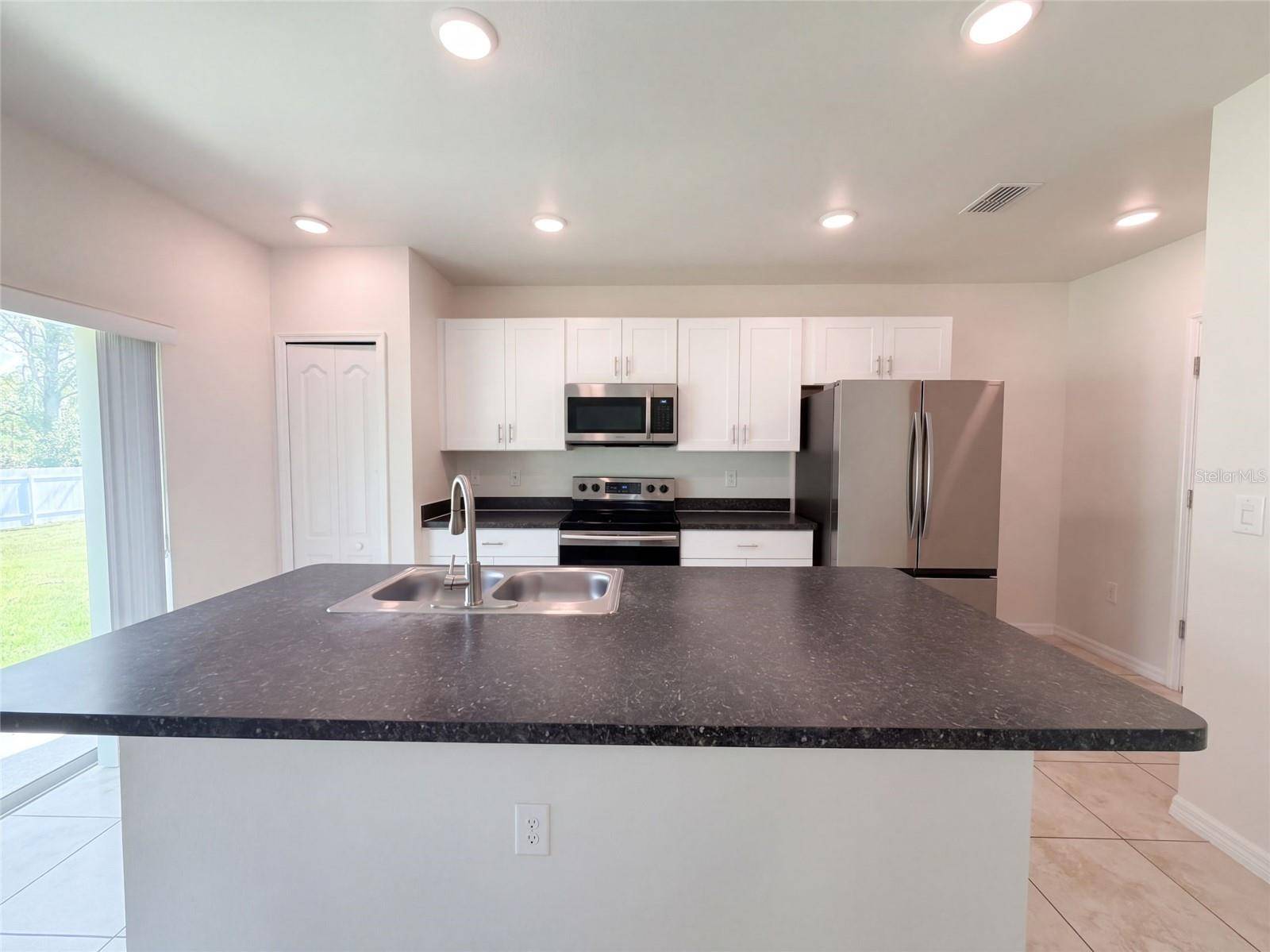 370 HYACINTH ST, Port Charlotte, FL 33954