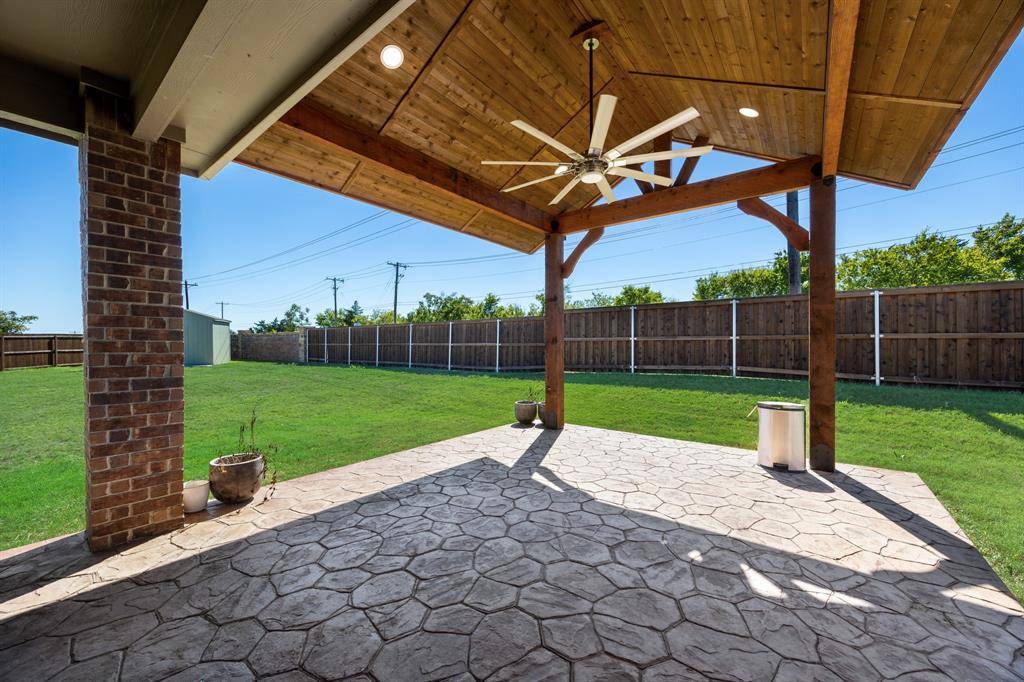 1701 Elm Fork Bend, Crandall, TX 75114