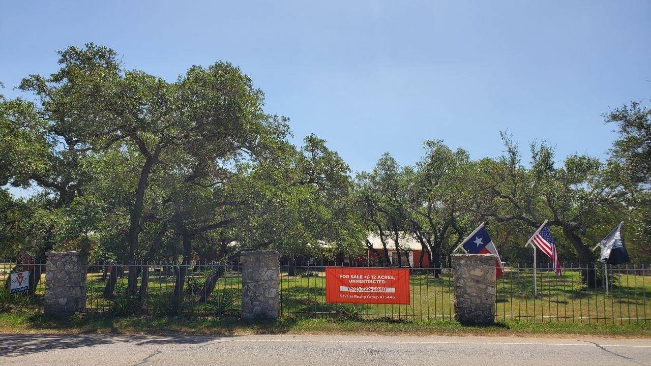 2501 Wayside DR, Wimberley, TX 78676