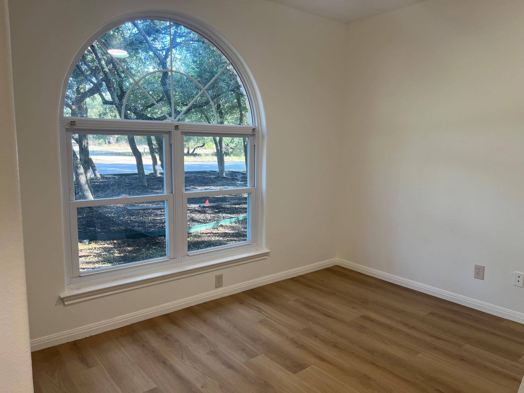 402 Lone Star DR, Cedar Park, TX 78613