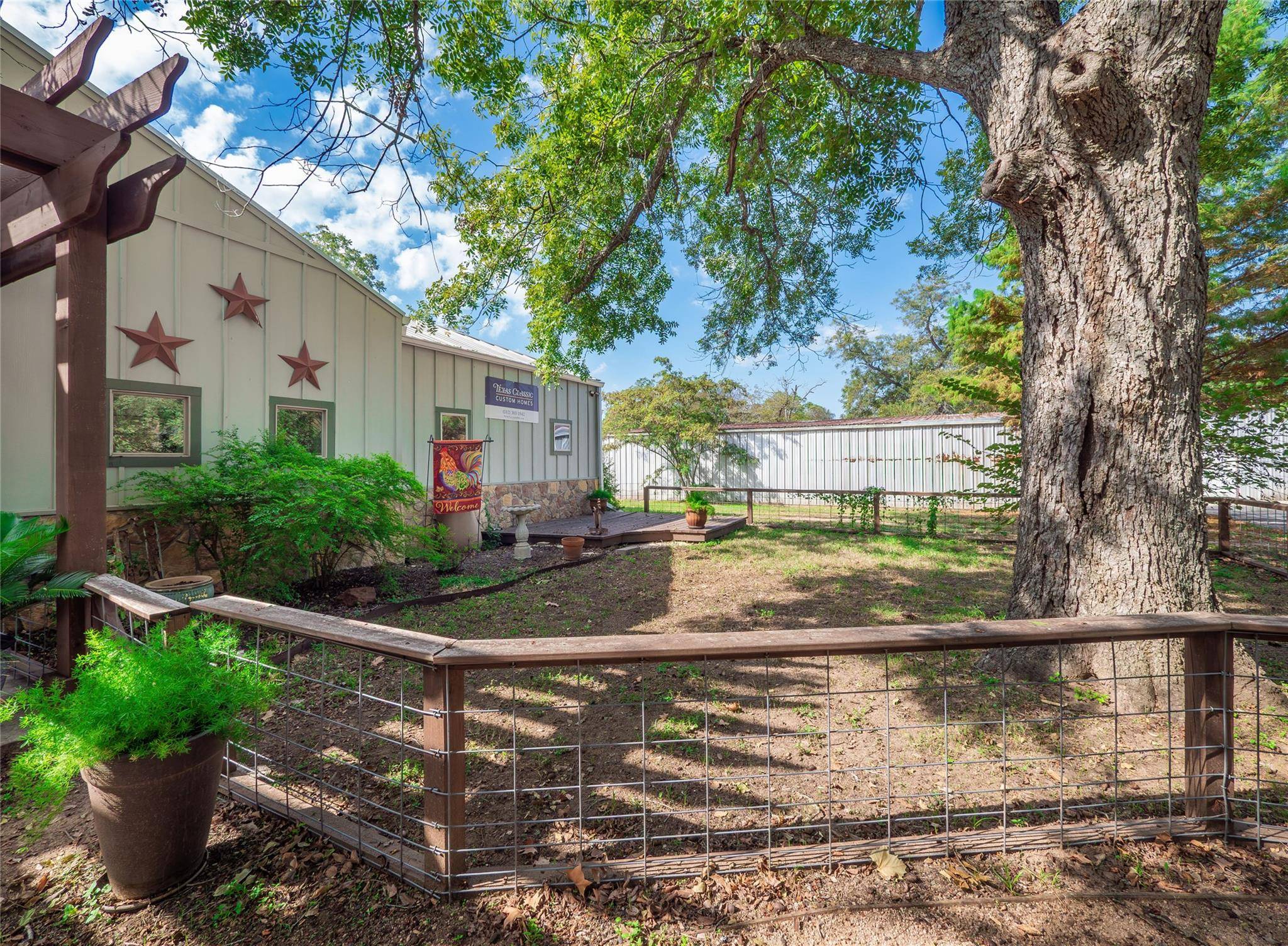 1508 Cypress ST, Bastrop, TX 78602