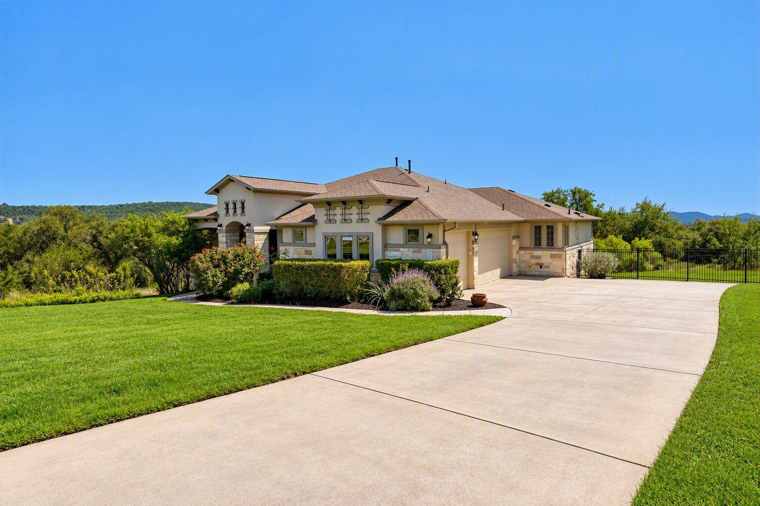 29711 Montana Ridge PASS, Marble Falls, TX 78654