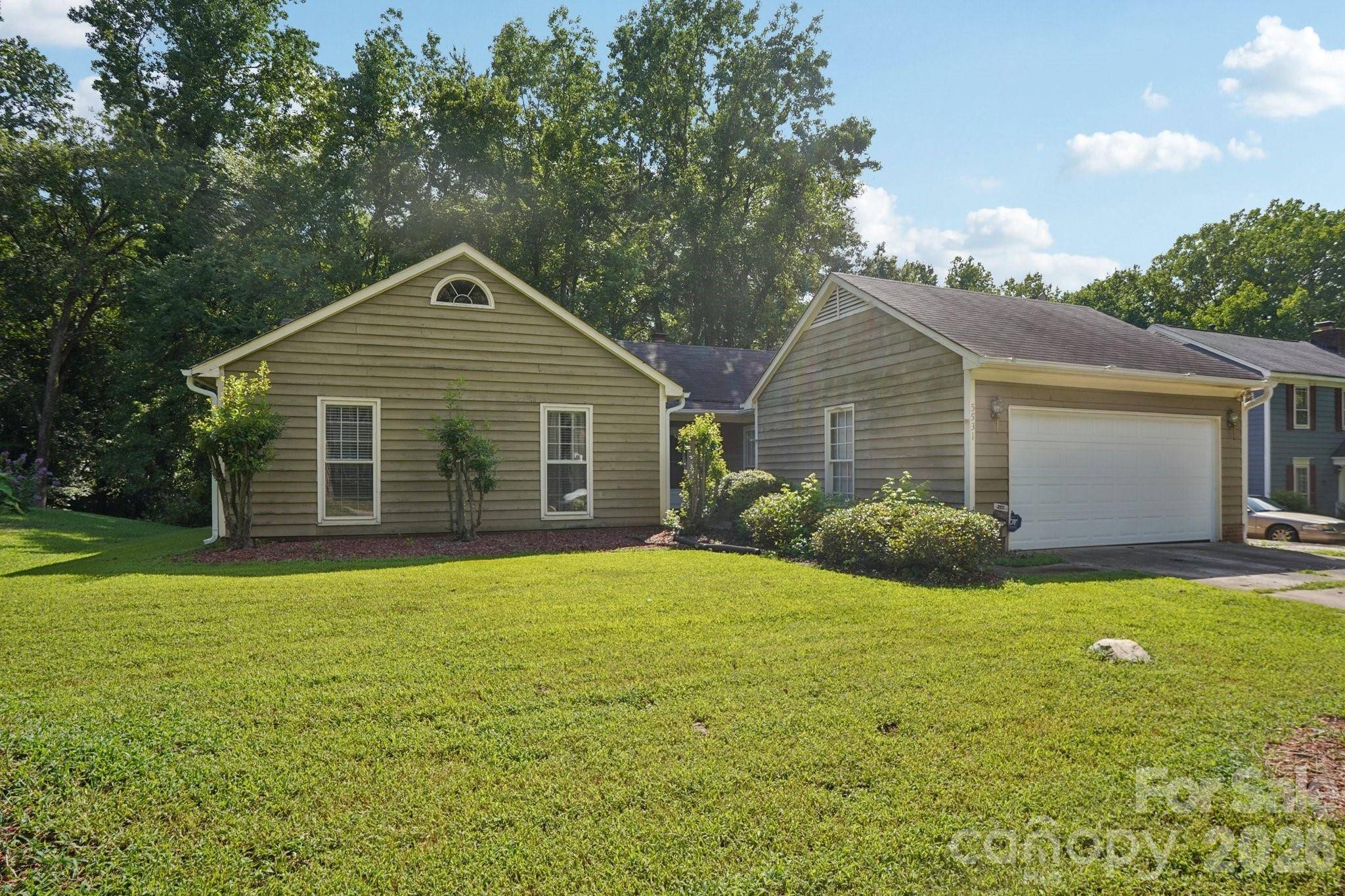 5531 Doverstone CT, Charlotte, NC 28208