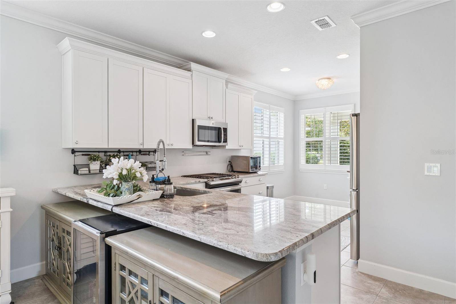 1305 HAYTON AVE., Deland, FL 32724