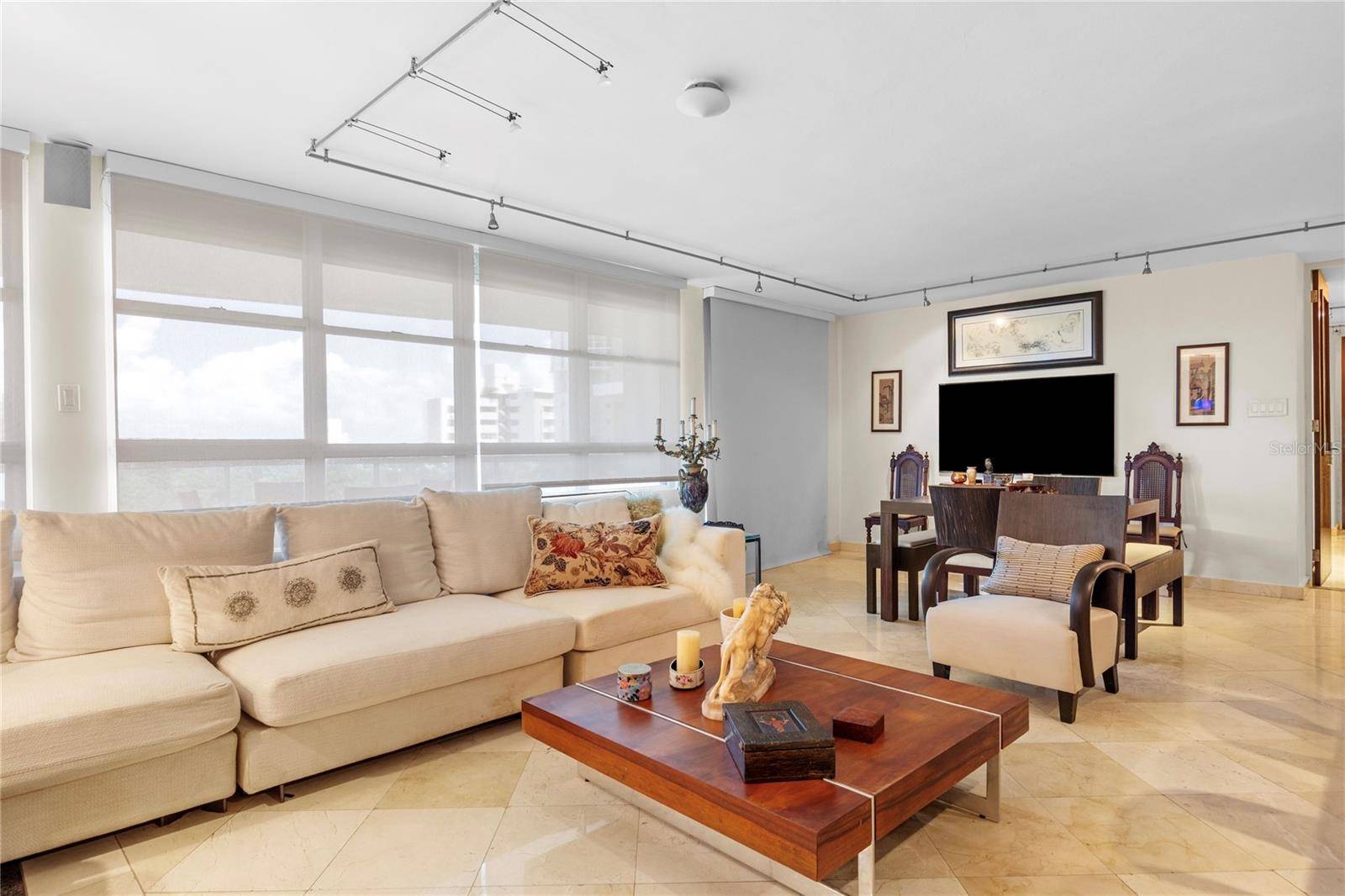 25 FERNÁNDEZ JUNCOS AVE #504, San Juan, PR 00907