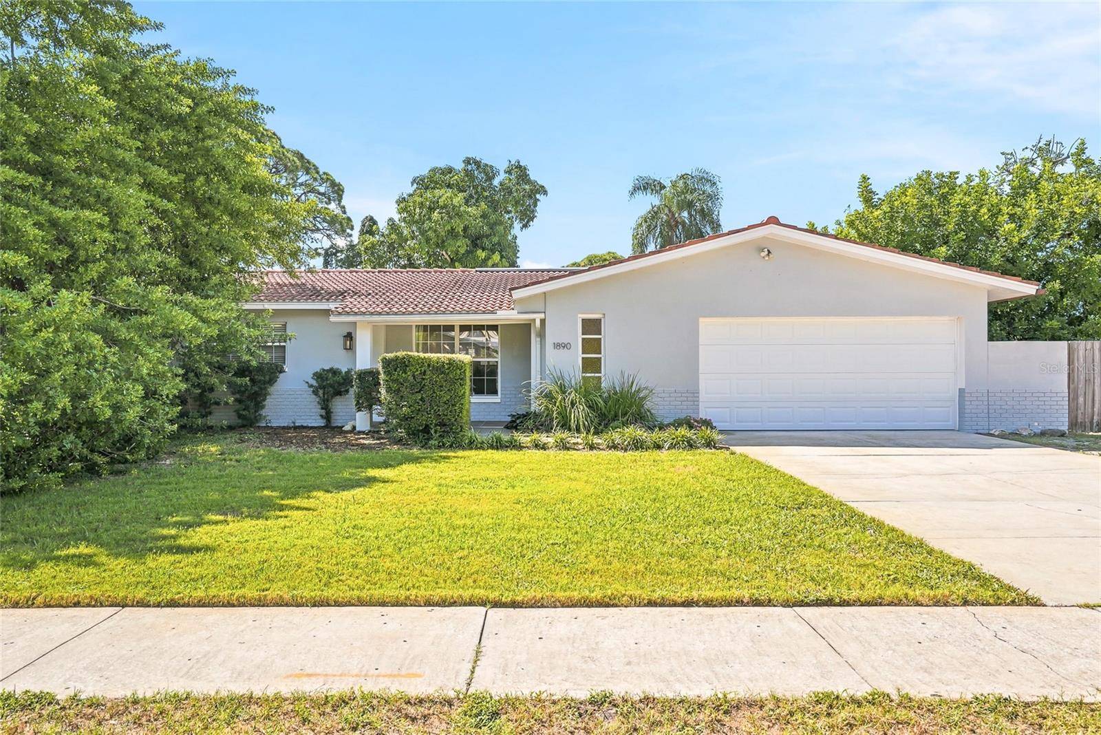 1890 62ND AVE S, St Petersburg, FL 33712