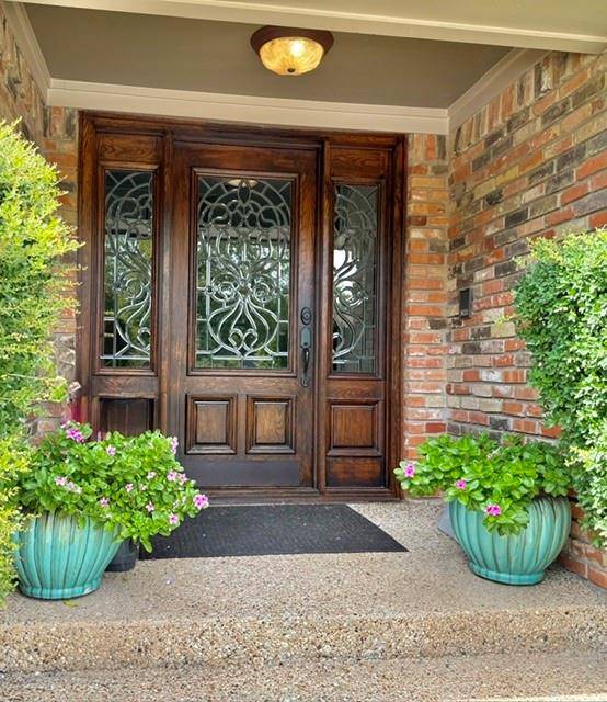 9639 Vista Oaks Drive, Dallas, TX 75243