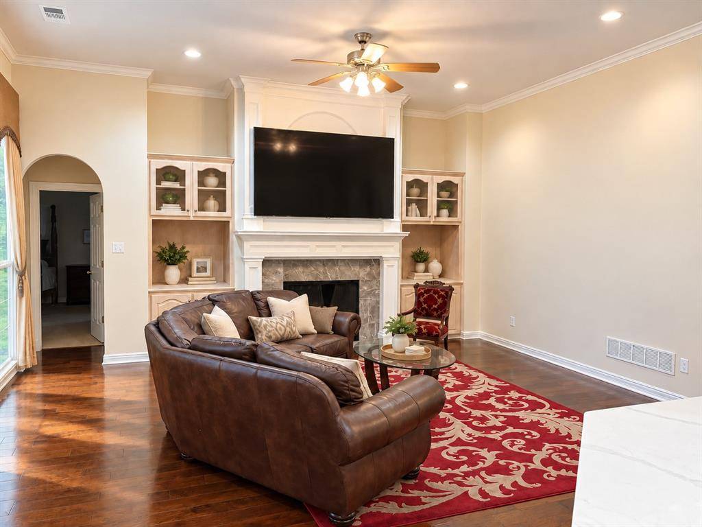 902 Horseshoe Bend, Richardson, TX 75081