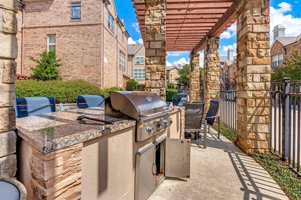 4201 Lomo Alto Drive #308, Highland Park, TX 75219