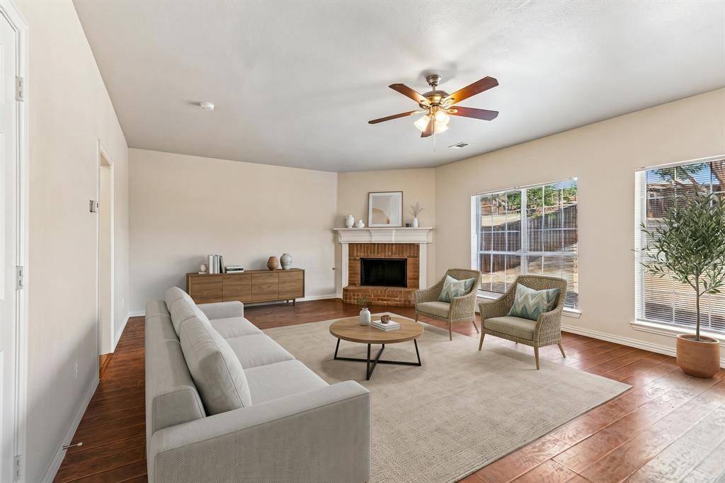 1809 Morning Glory Drive, Corinth, TX 76210