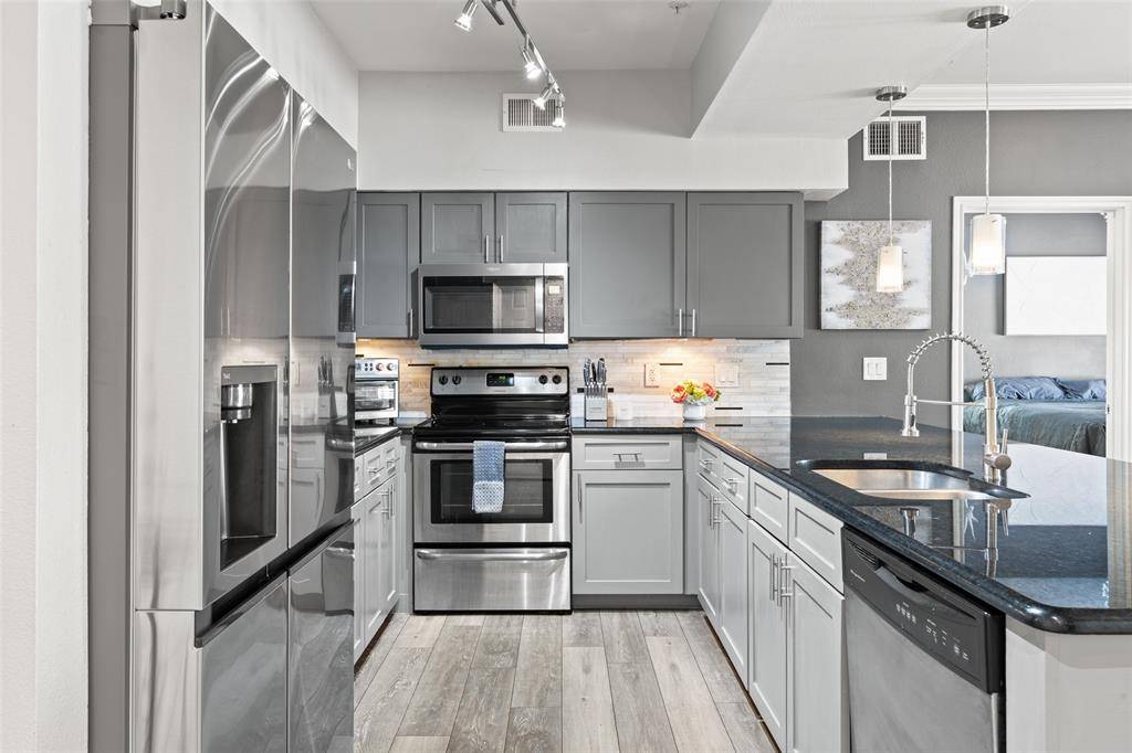 3102 Kings Road #3201, Dallas, TX 75219