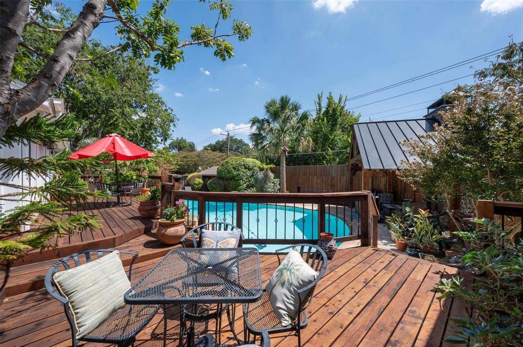 13666 Peyton Drive, Dallas, TX 75240