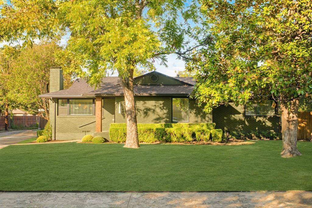 1631 Macmanus Drive, Dallas, TX 75228